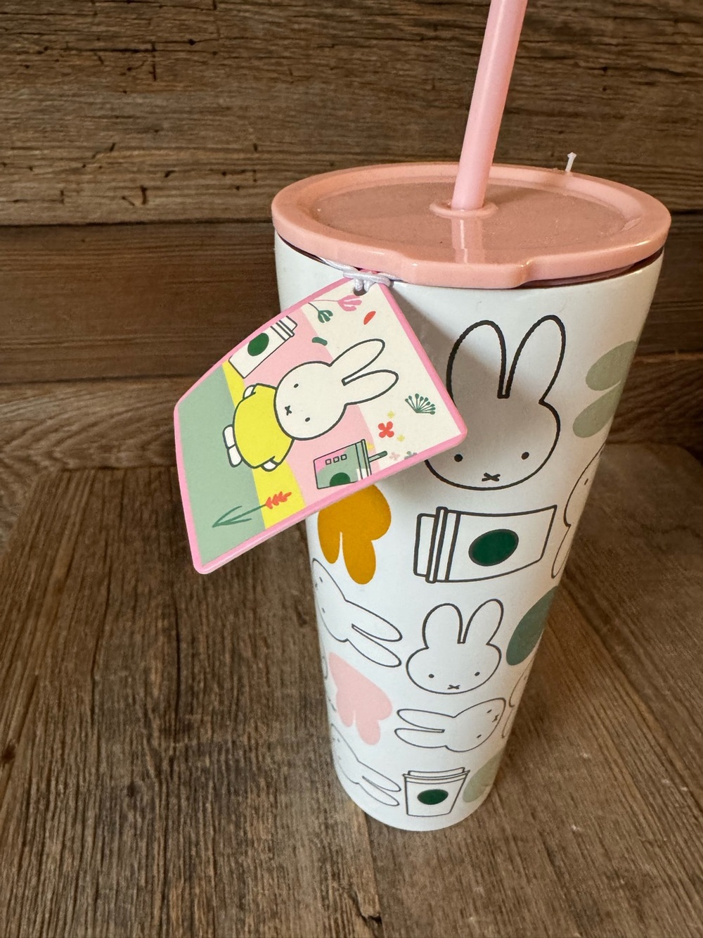 Starbucks x Miffy 26oz stainless steel cold tumbler - Picture 2 of 5